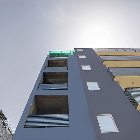 Hotel Collection O Model Town Metro View Neu-Delhi Exterior foto