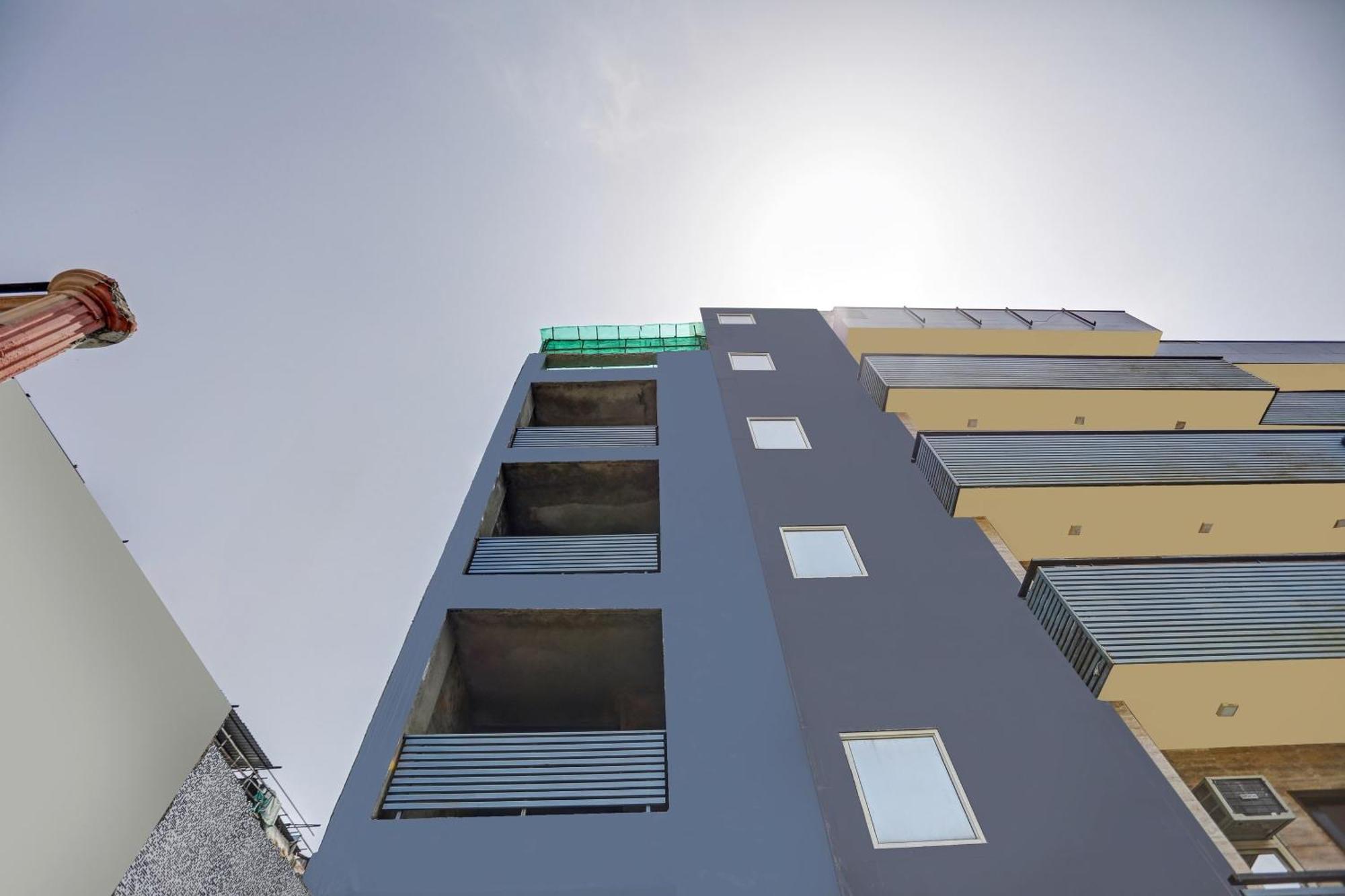 Hotel Collection O Model Town Metro View Neu-Delhi Exterior foto
